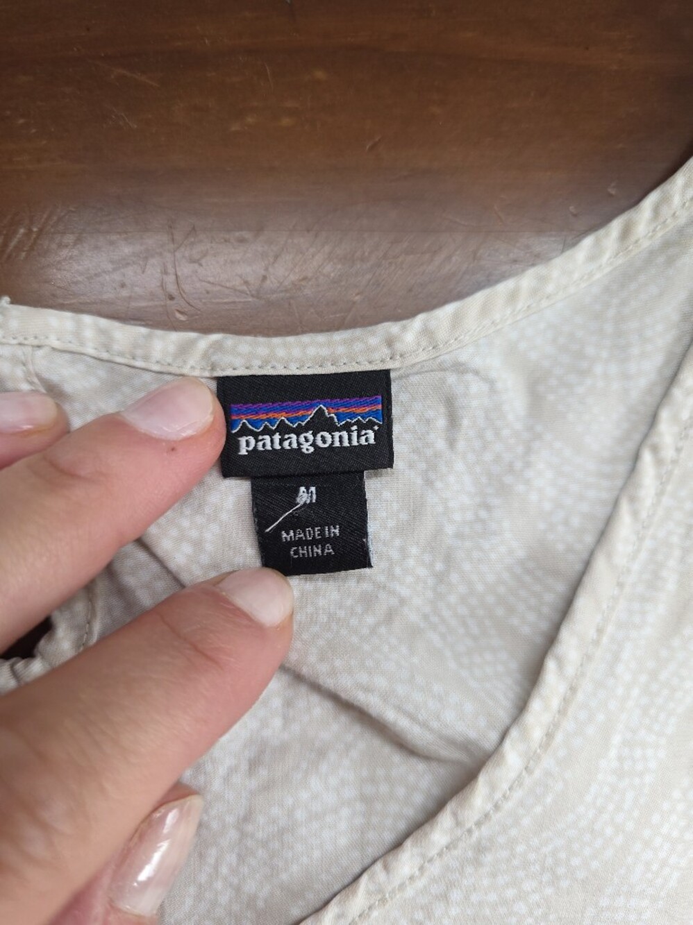 Patagonia Worn Wear Cream Tank Top - Women's Lightweight Sleeveless Shirt - Picture 2 of 3